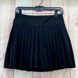 Athleta Elevate Skort Womens Small Black Pleated Tennis Golf Athletic Mini Skirt